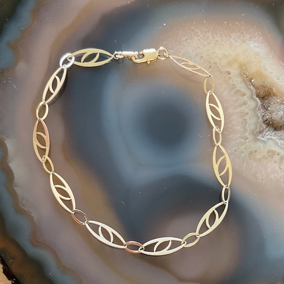 Gold evil eye bracelet new with gift box womens - Picture 2 of 5